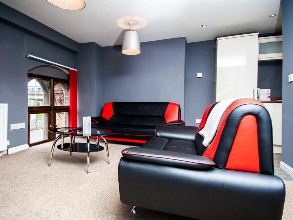 Joli Central Apartments กลาสโกว์ ภายนอก รูปภาพ